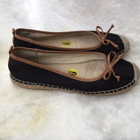 Franco Sarto Flat Espadrille 9 - Picture 2 of 6